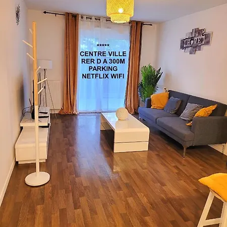 III Appart 2 Pièces, Neuf 200 m de Gare Parking Netflix Evry Courcouronnes Extérieur photo